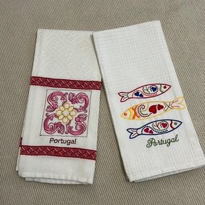 Set of 2 bright Portugal Kitchen Towels